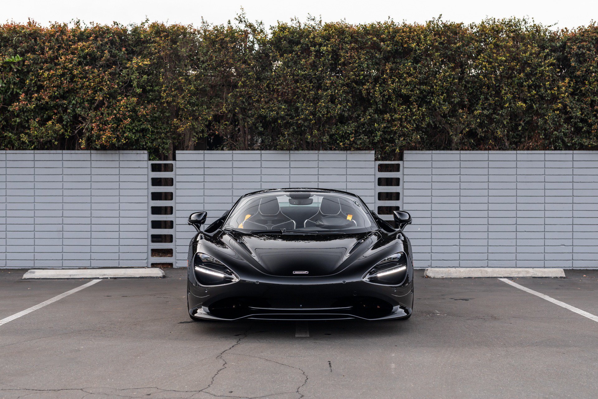 Used 2024 McLaren 750S Spider RWD image 12