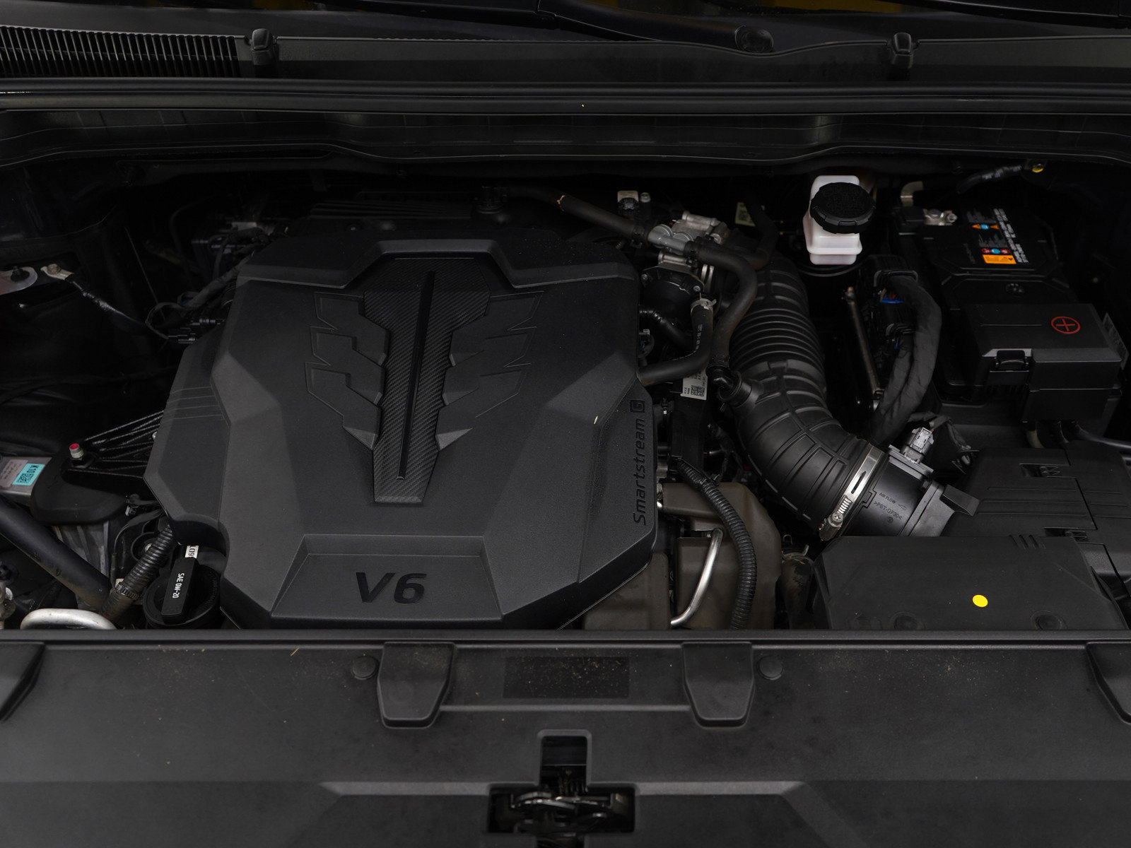 Used 2022 Kia Carnival EX image 31