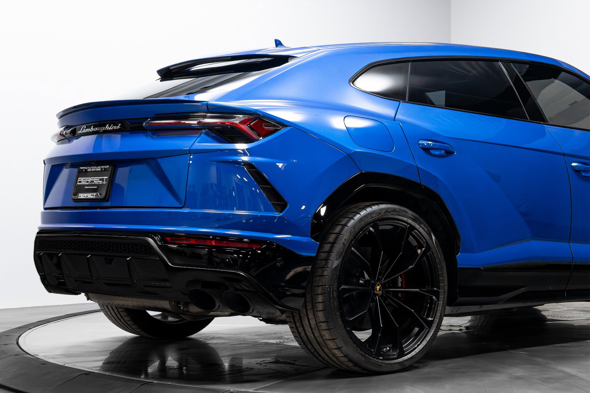 Used 2019 Lamborghini Urus image 15