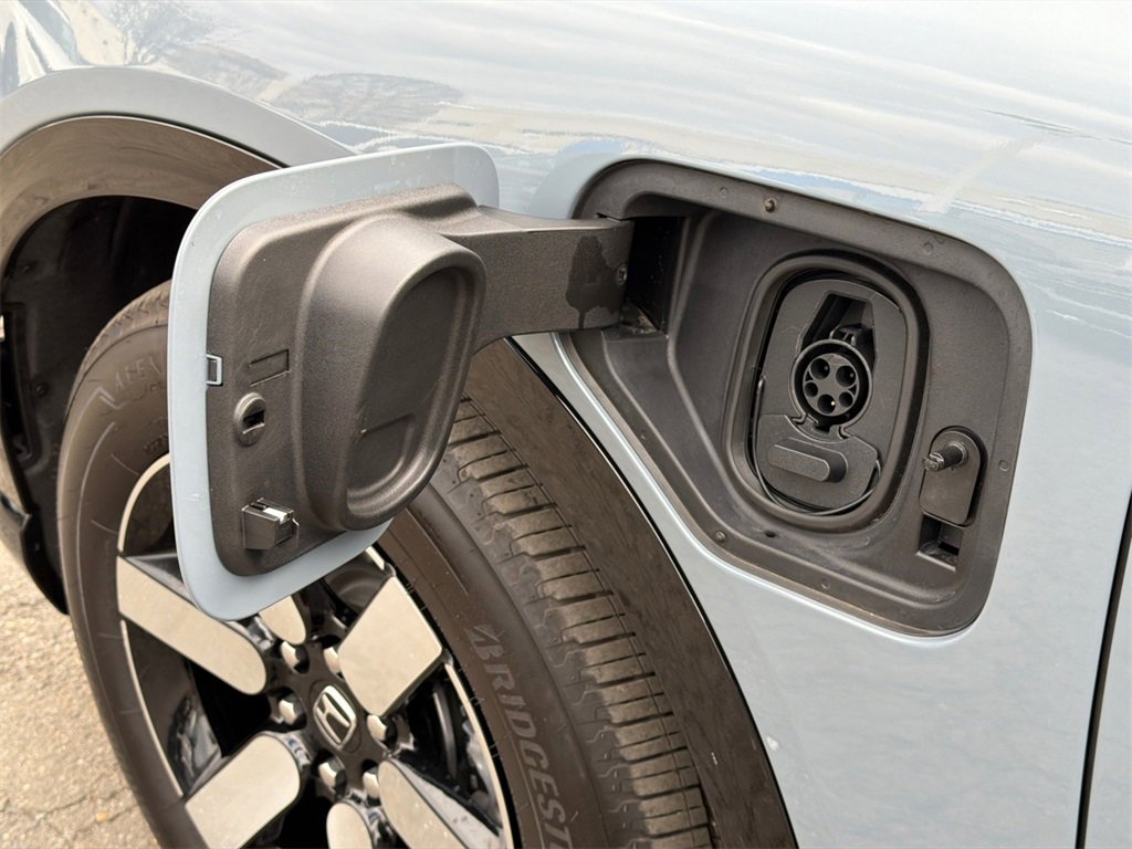 Used 2025 Honda Prologue Touring image 13