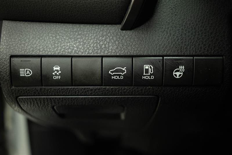 Used 2023 Toyota Camry SE w/ Cold Weather Package AWD/4WD image 32
