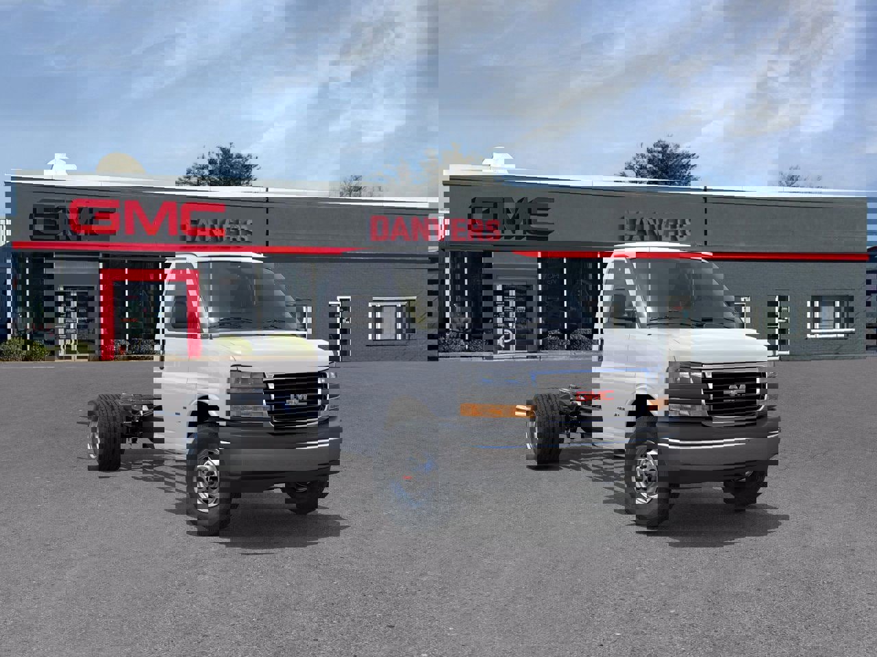 New 2025 GMC Savana 4500 w/ Power Convenience Package