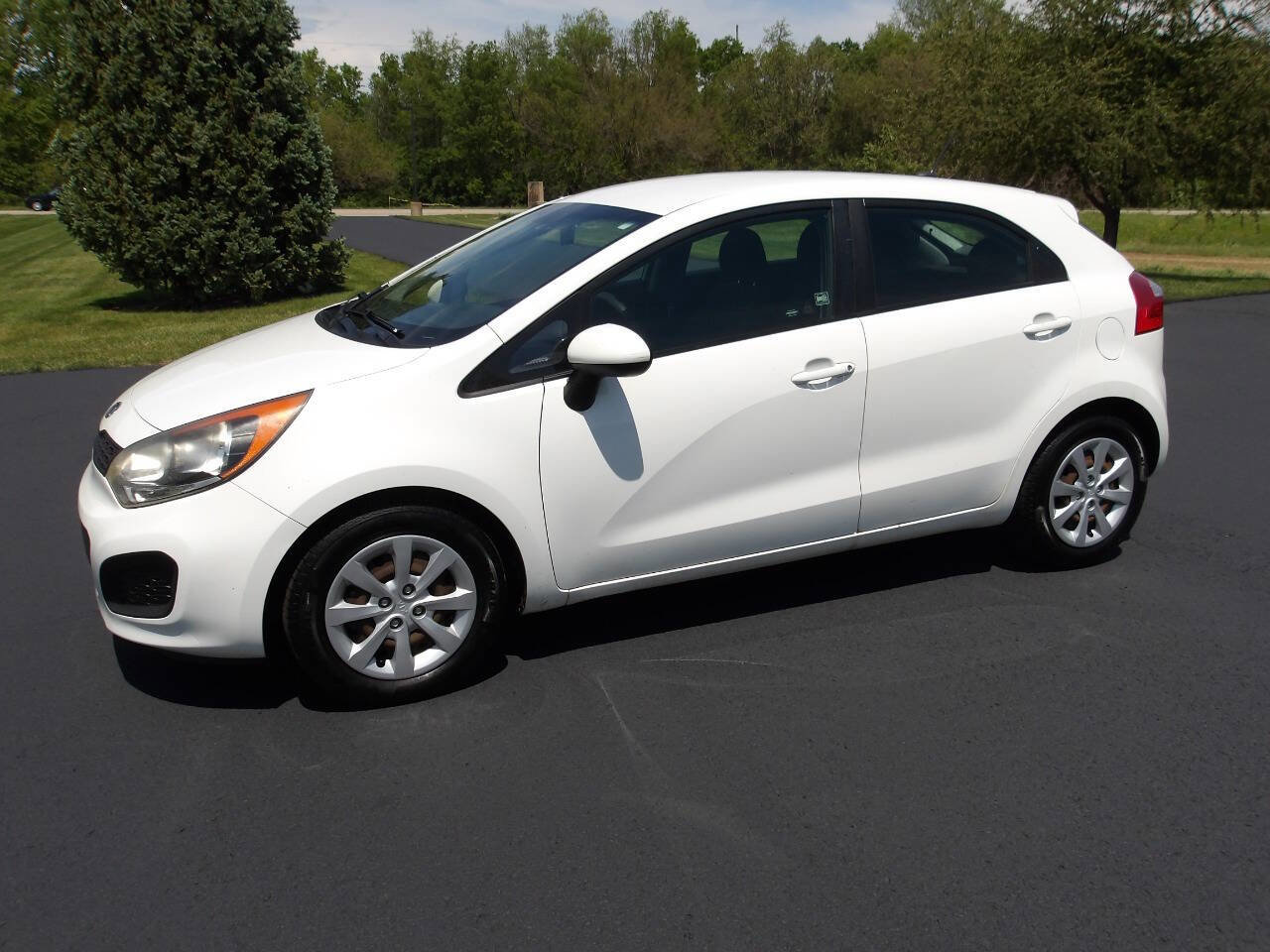 Used 2012 Kia Rio LX w/ PWR Pkg FWD image 1