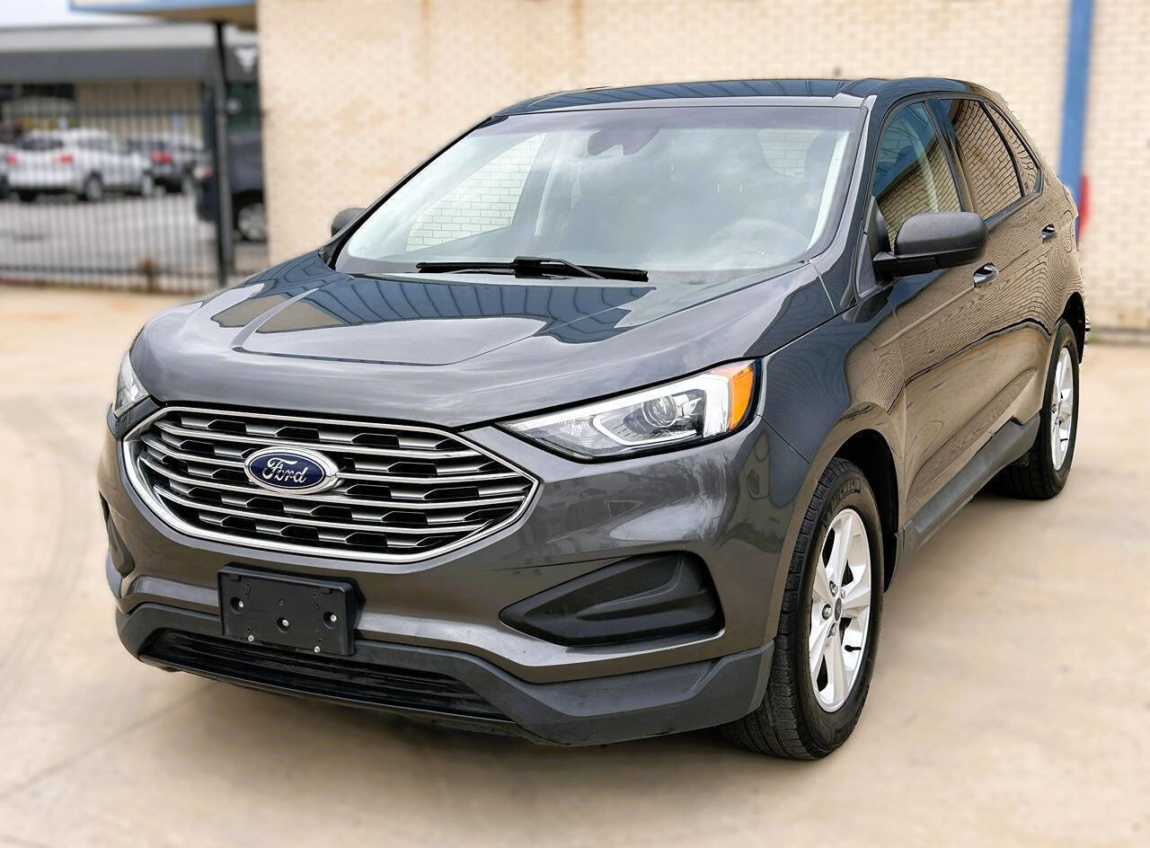 Used 2019 Ford Edge SE FWD image 2
