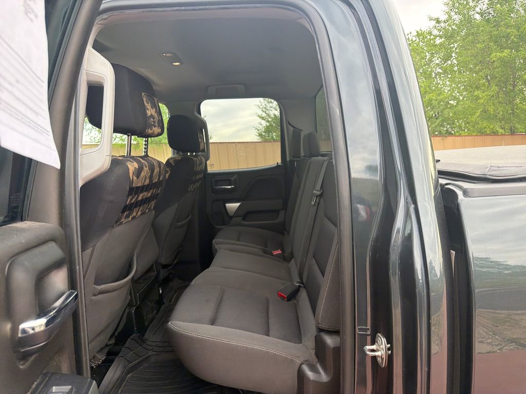 Used 2018 Chevrolet Silverado 1500 LT AWD/4WD image 19