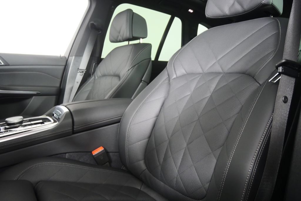Certified 2026 BMW X5 xDrive40i AWD/4WD image 10