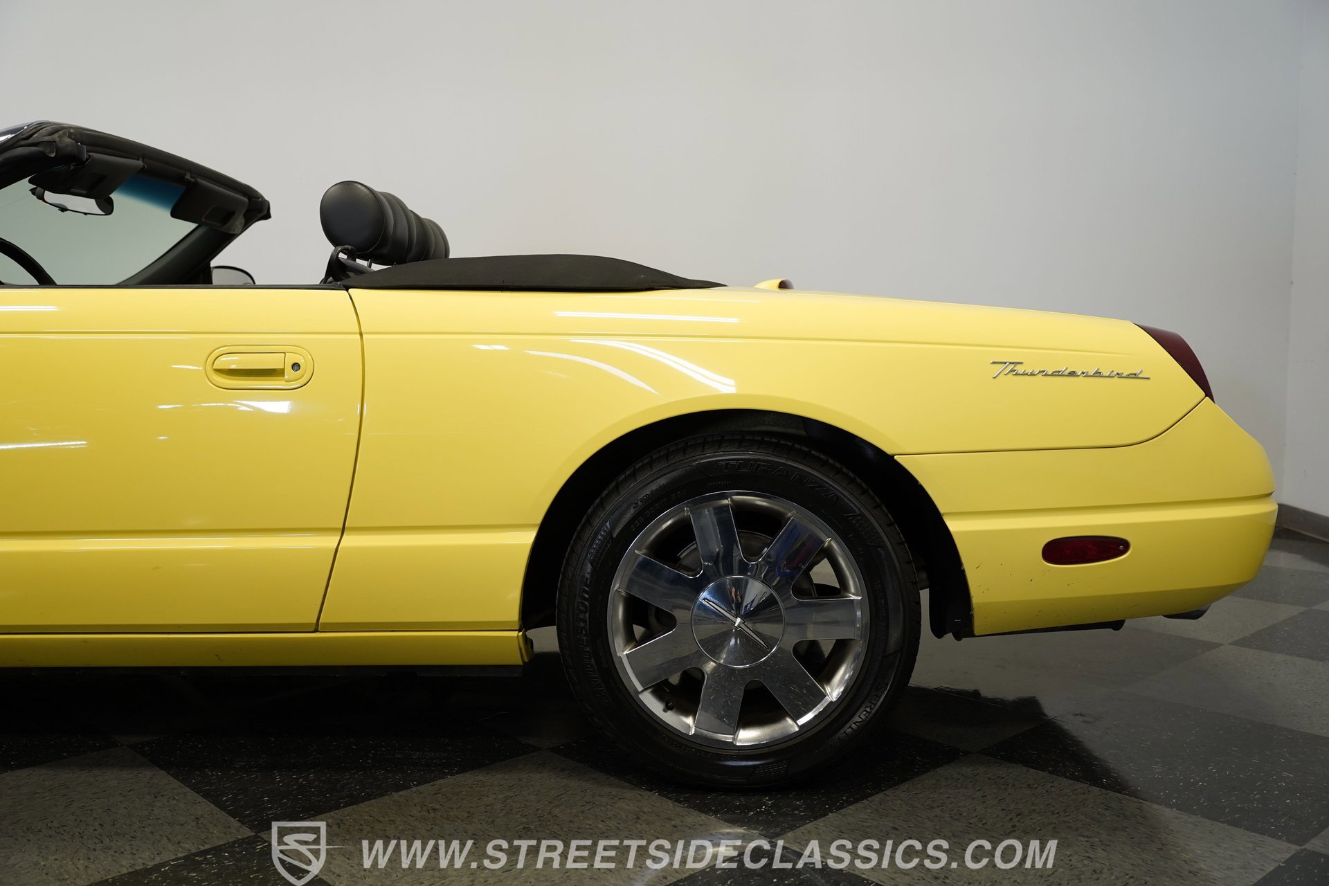 Used 2002 Ford Thunderbird RWD image 35