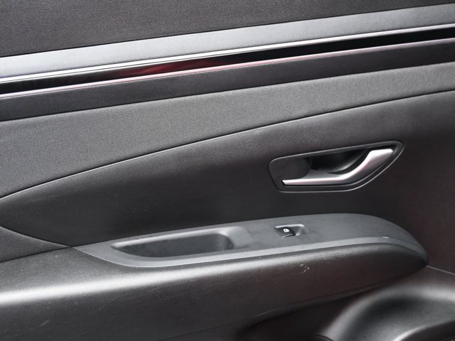 Used 2023 Hyundai Tucson SEL w/ Convenience Package FWD image 16