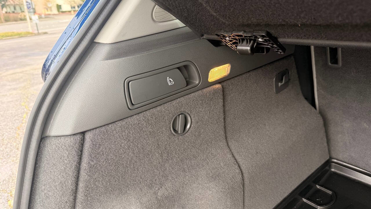 Used 2015 Audi Q5 2.0T Premium Plus w/ Technology Package image 16