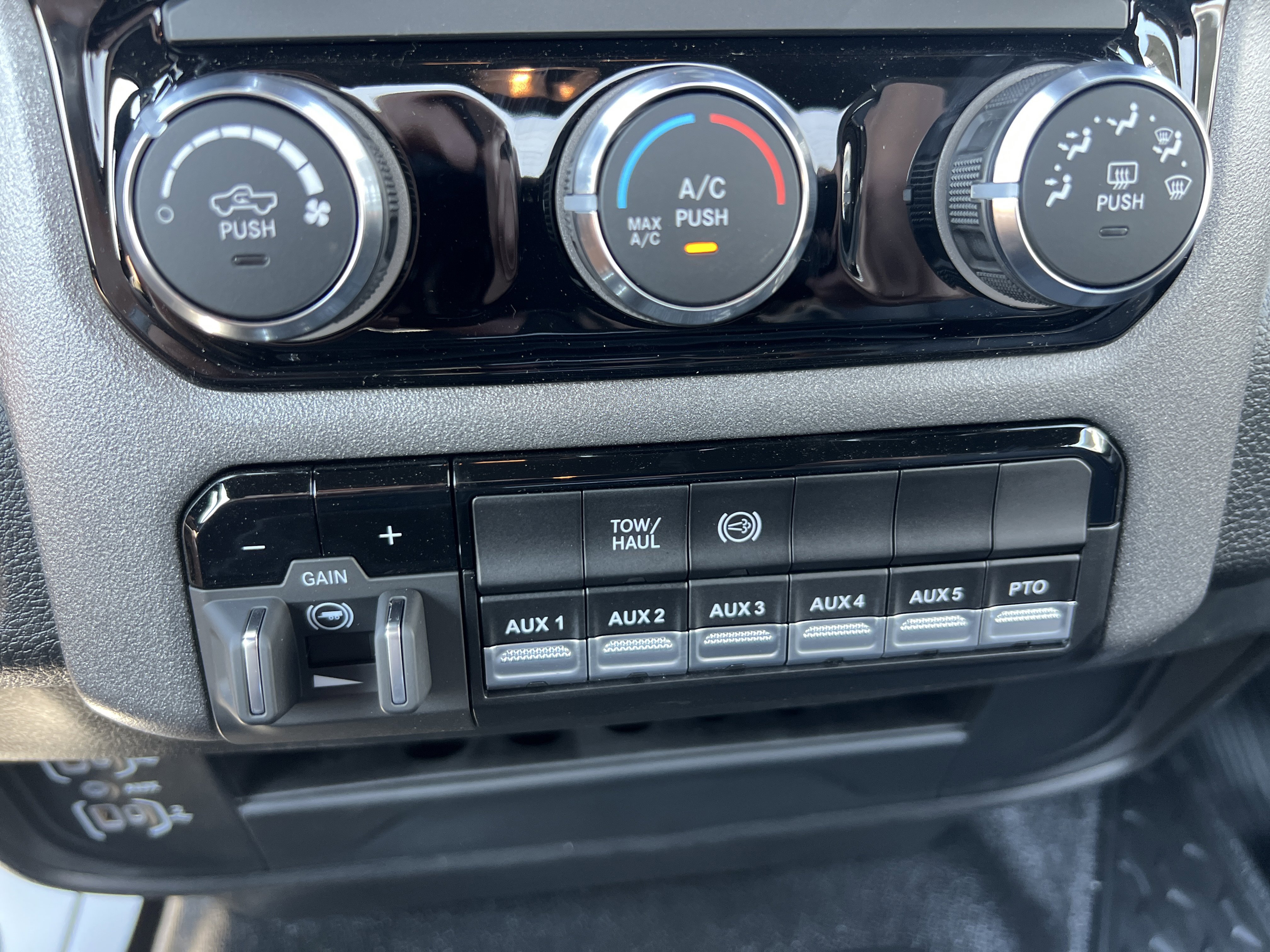 New 2026 RAM 4500 Tradesman image 15