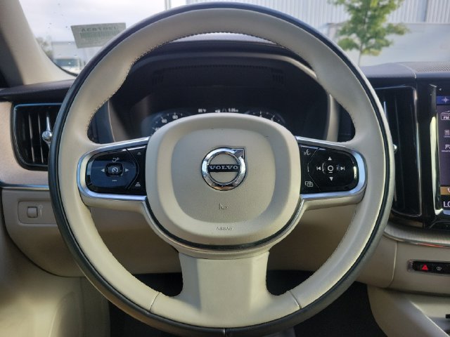 Used 2021 Volvo XC60 T5 Inscription w/ Protection Package FWD image 22