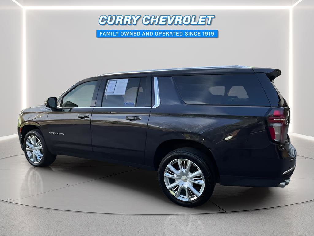 Used 2022 Chevrolet Suburban High Country AWD/4WD image 10