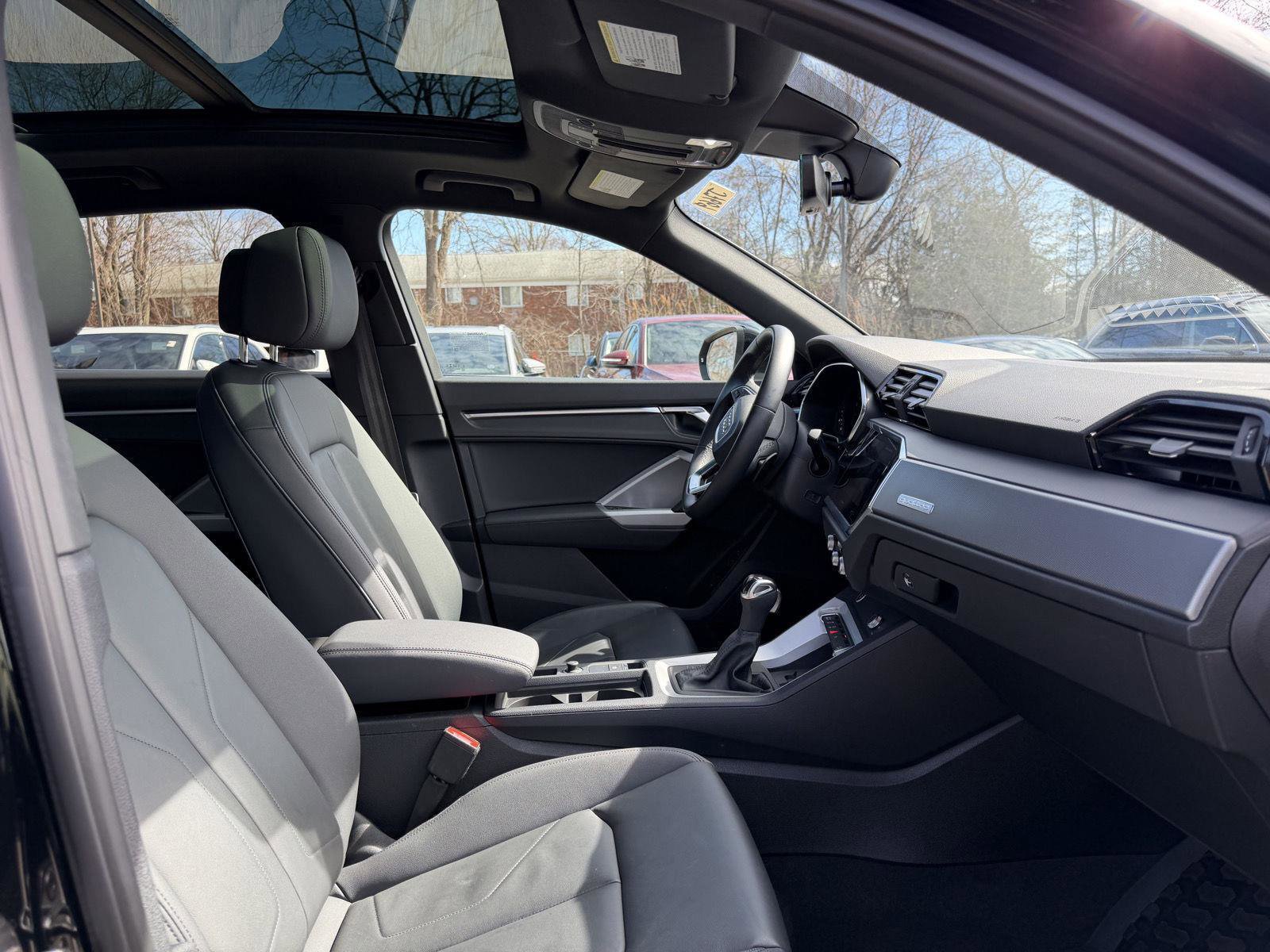 Used 2023 Audi Q3 2.0T Premium Plus w/ Premium Plus Package image 15