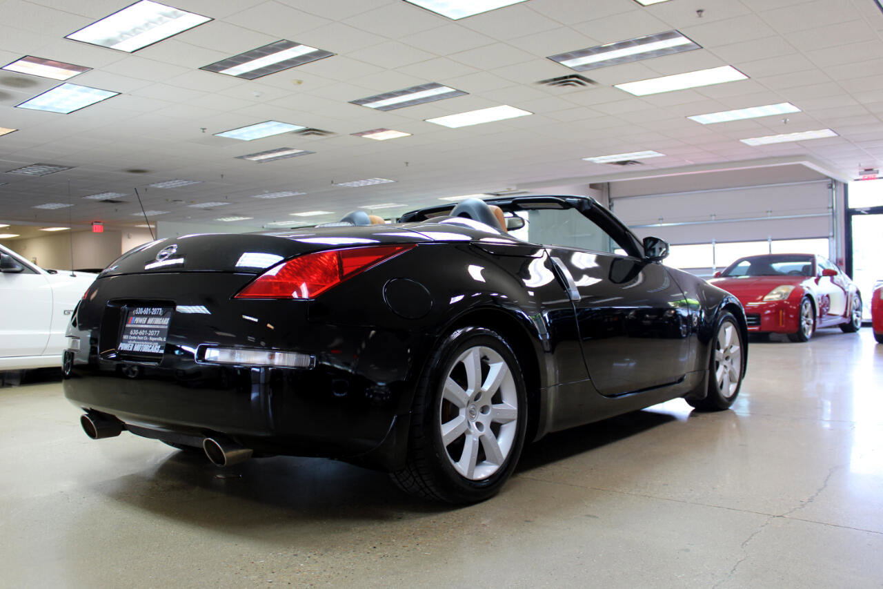 Used 2004 Nissan 350Z Touring image 4