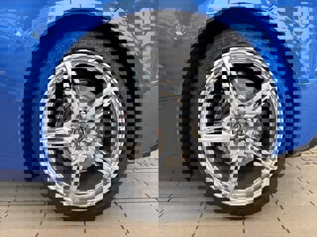 Used 2023 Chevrolet Corvette Stingray Premium Conv w/ Z51 Performance Package image 8