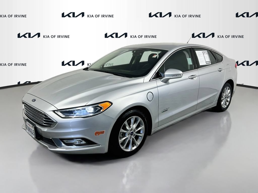 Used 2017 Ford Fusion Energi SE FWD image 3