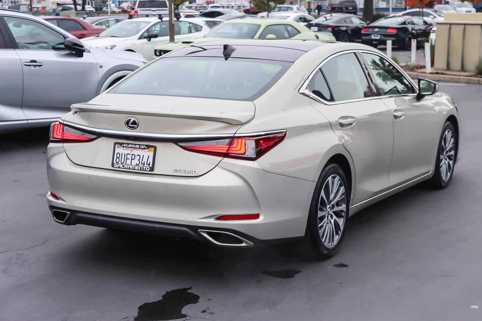 Used 2021 Lexus ES 350 w/ Premium Package image 4