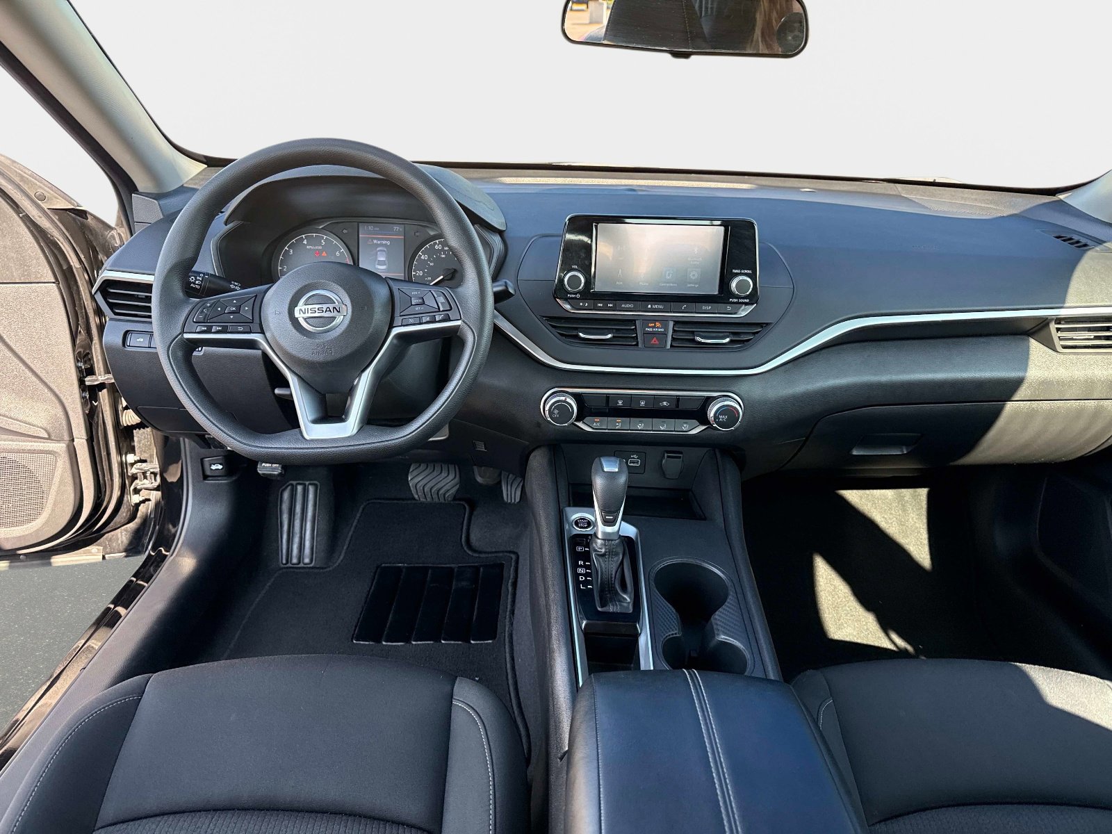 Used 2022 Nissan Altima 2.5 S FWD image 17
