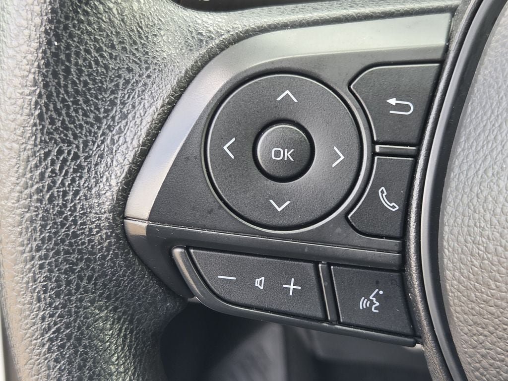Used 2026 Toyota Corolla LE FWD image 23