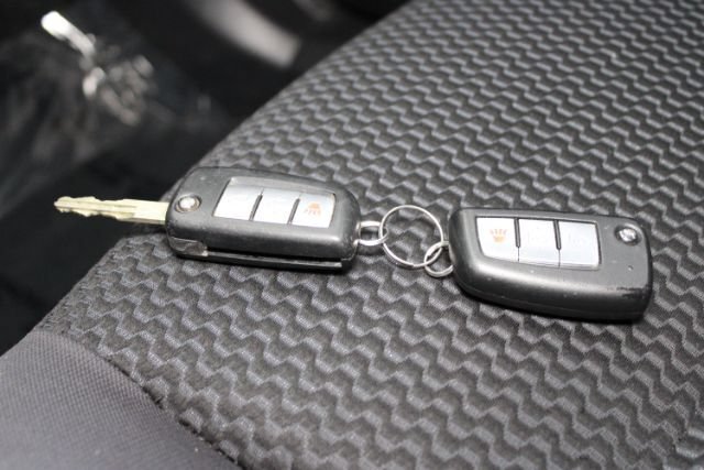 Used 2018 Nissan Rogue Sport S FWD image 14