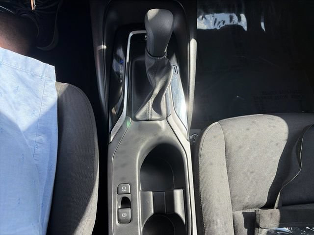 Used 2025 Toyota Corolla LE FWD image 20