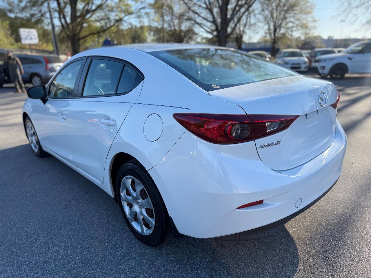 Used 2018 MAZDA MAZDA3 Sport FWD image 7
