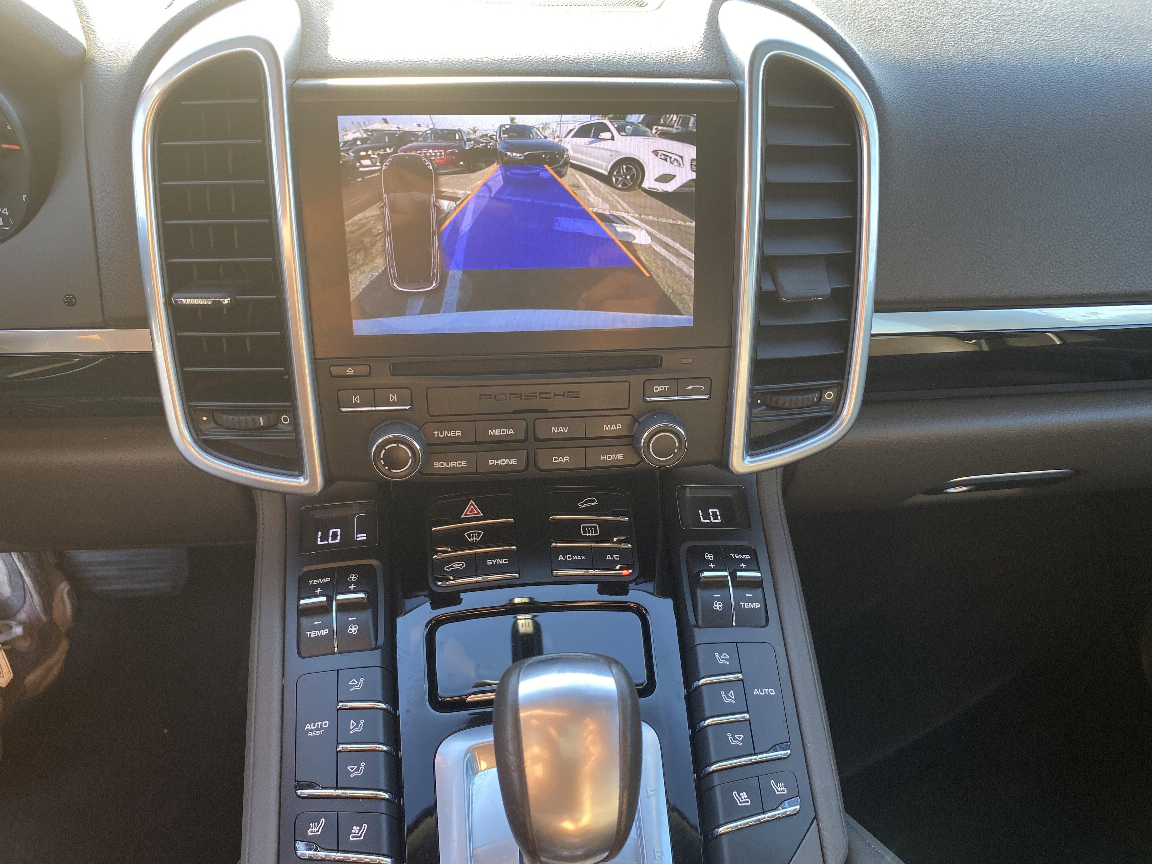 Used 2017 Porsche Cayenne Platinum Edition w/ Premium Package (PJV) image 14