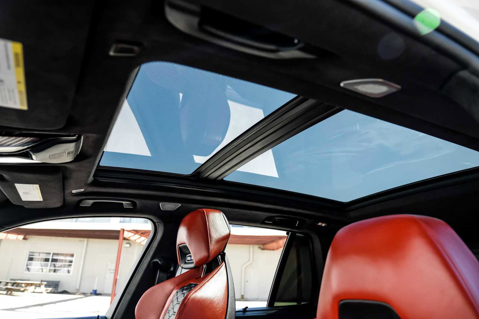 Used 2025 BMW X5 M Competition w/ Executive Package image 5