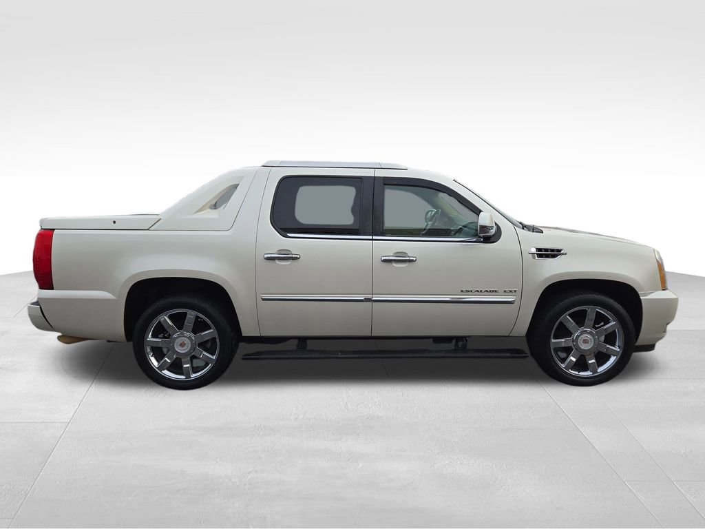 Used 2013 Cadillac Escalade EXT Premium image 6