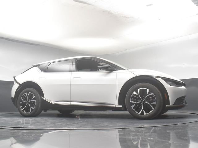Used 2024 Kia EV6 Wind w/ Wind Technology Package image 33