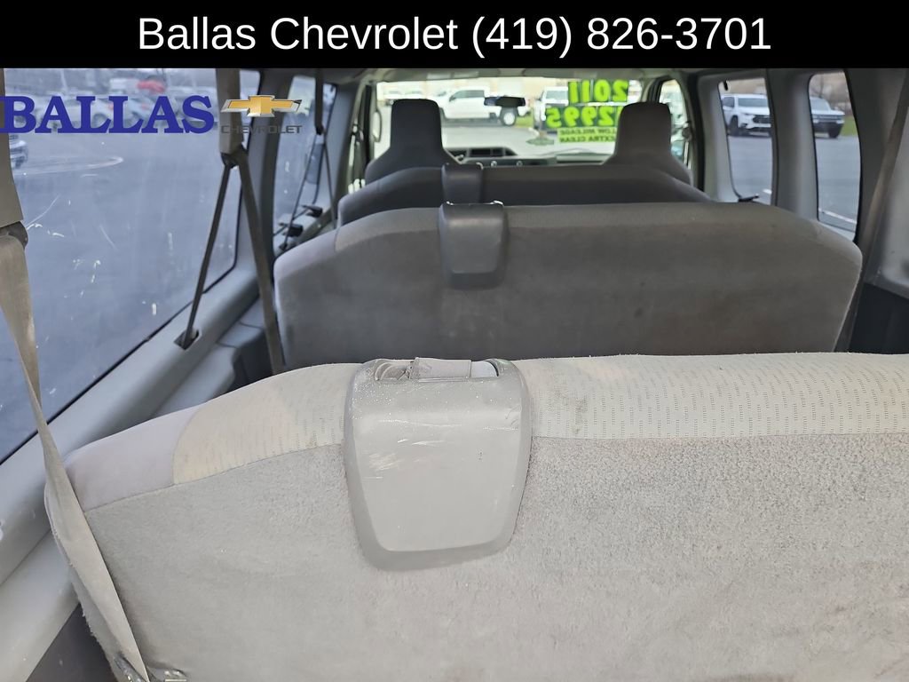 Used 2011 Ford E-350 and Econoline 350 XLT RWD image 23