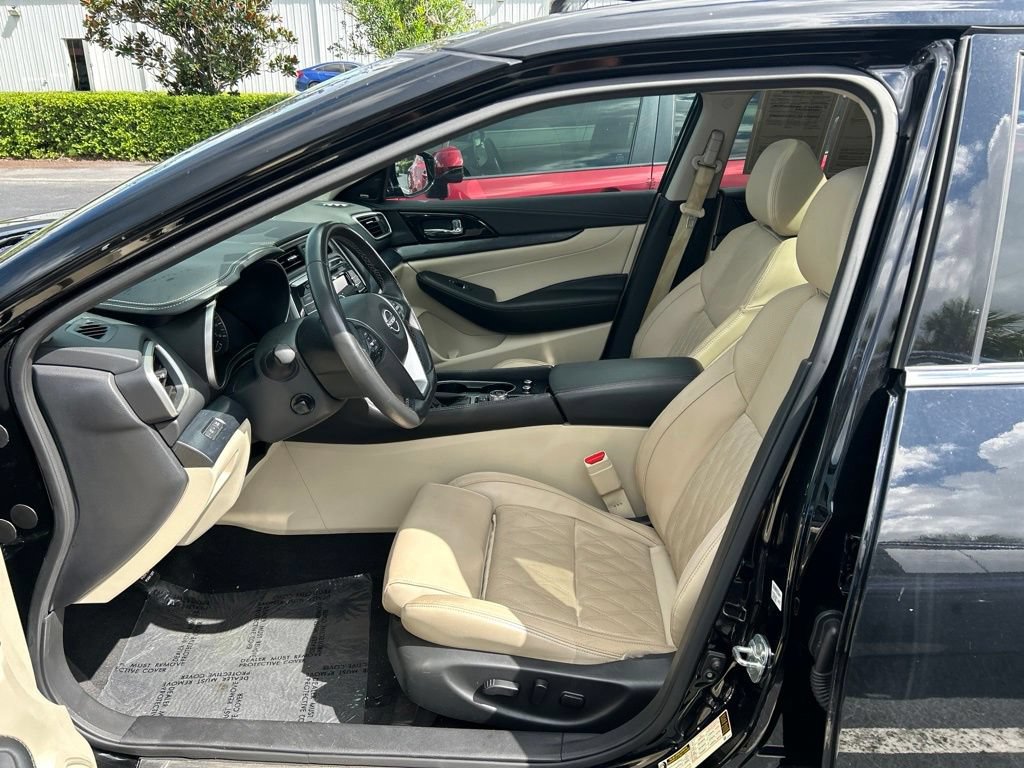 Used 2023 Nissan Maxima Platinum w/ Sport Mat Group FWD image 16