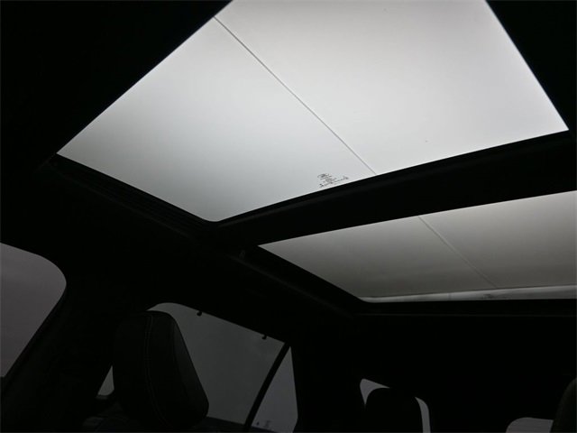 Certified 2021 Ford Explorer ST w/ ST Street Pack image 11