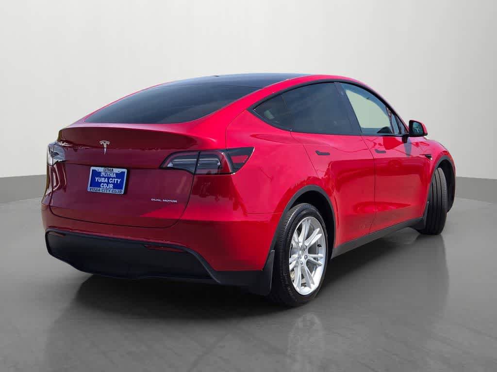 Used 2021 Tesla Model Y Long Range AWD/4WD image 6