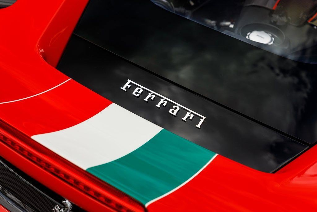 Used 2020 Ferrari 488 Pista Coupe image 12