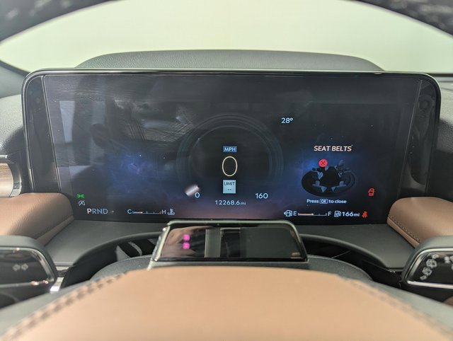 Used 2025 Lincoln Aviator Reserve w/ Equipment Group 201A image 12