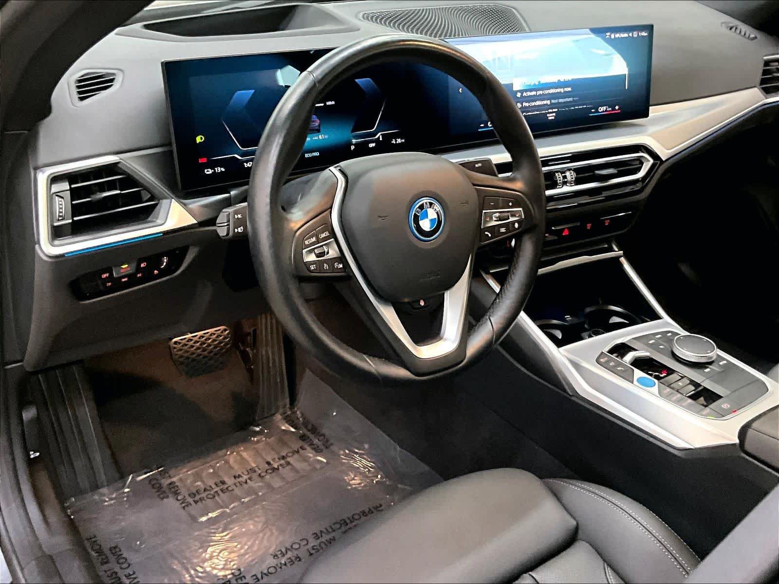 Used 2023 BMW i4 eDrive40 w/ Premium Package RWD image 18