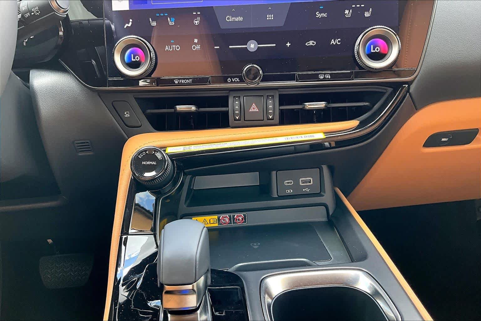New 2026 Lexus NX 350 AWD w/ Cold Area Package image 19