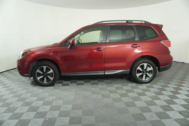 Used 2018 Subaru Forester 2.5i Premium AWD/4WD image 4