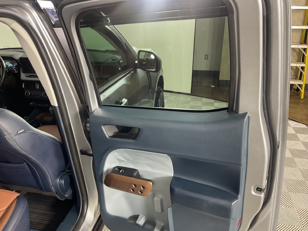 Used 2022 Ford Maverick Lariat w/ Lariat Luxury Package AWD/4WD image 19