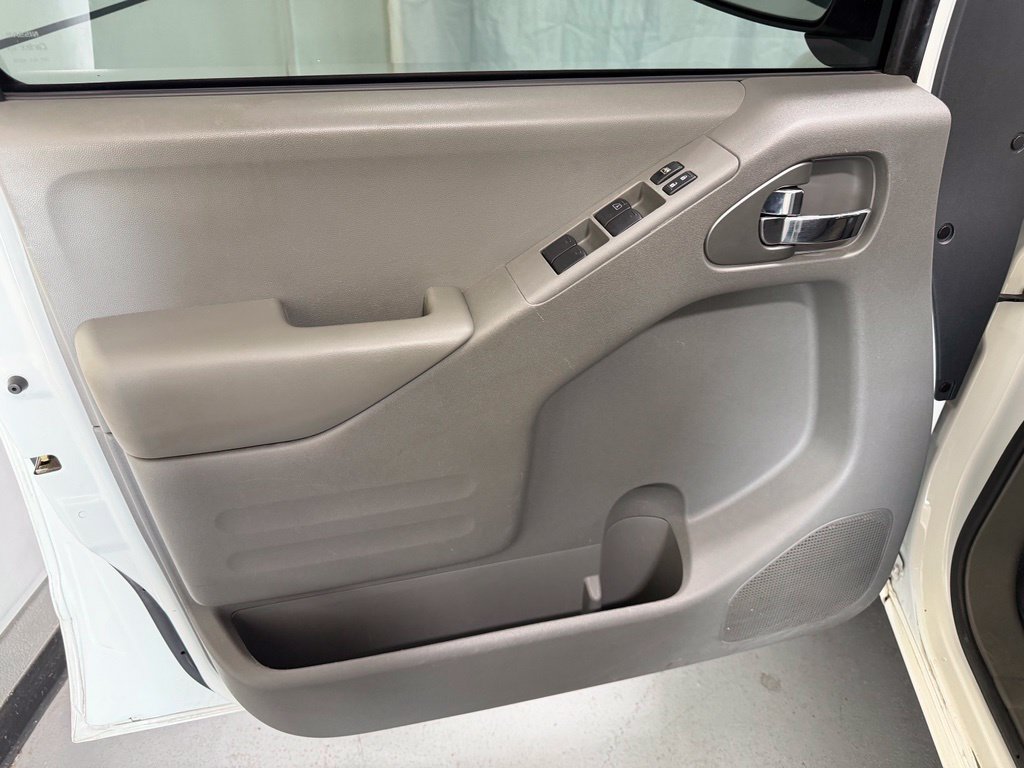Used 2019 Nissan Frontier SV RWD image 12