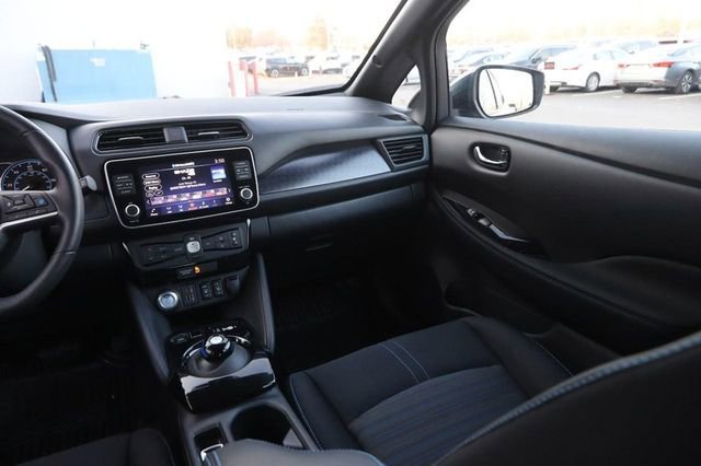 Certified 2024 Nissan Leaf SV Plus image 25