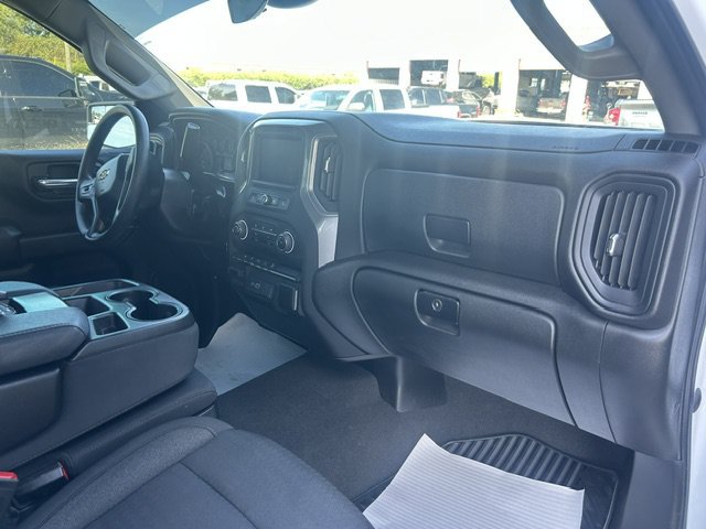 Used 2023 Chevrolet Silverado 1500 Custom AWD/4WD image 15