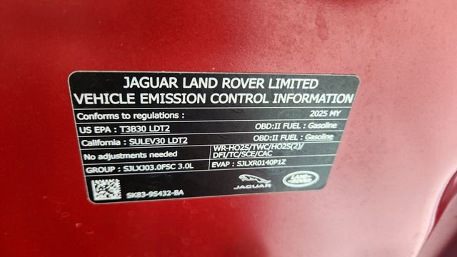 Used 2025 Jaguar F-PACE R-Dynamic S image 61