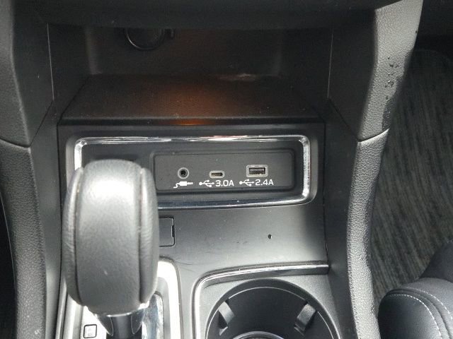 Used 2023 Subaru Ascent Limited image 16