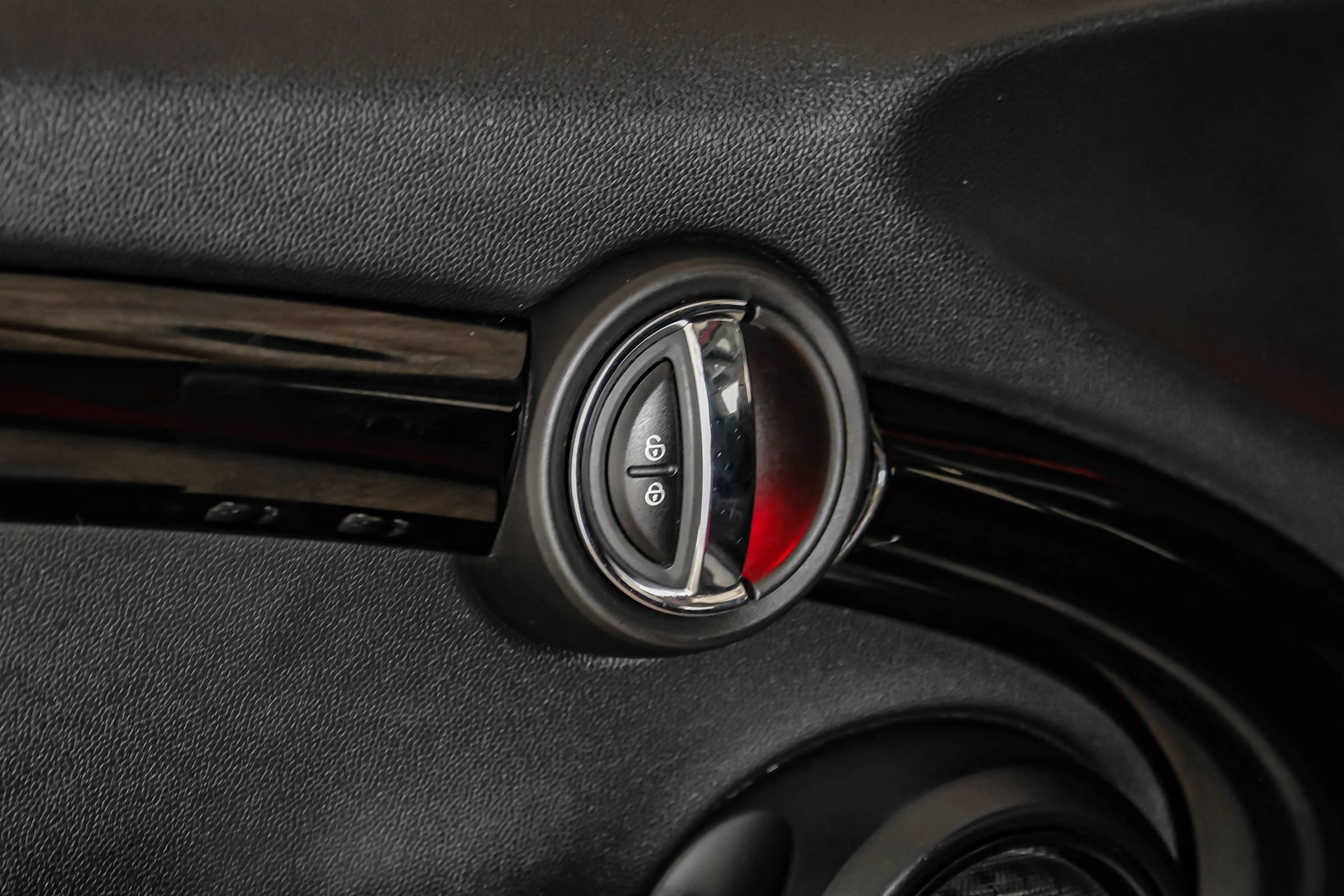 Used 2019 MINI Cooper S w/ Premium Package FWD image 49