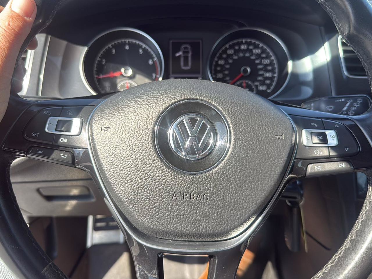 Used 2018 Volkswagen Golf Alltrack S AWD/4WD image 12