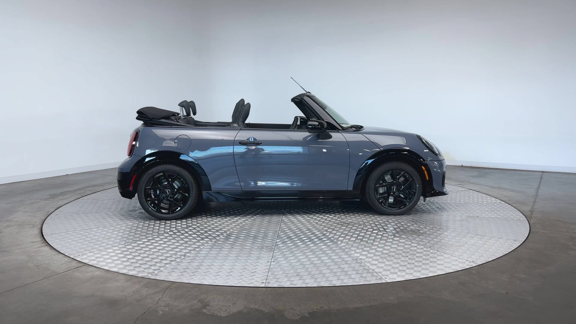 New 2026 MINI Cooper S FWD image 9