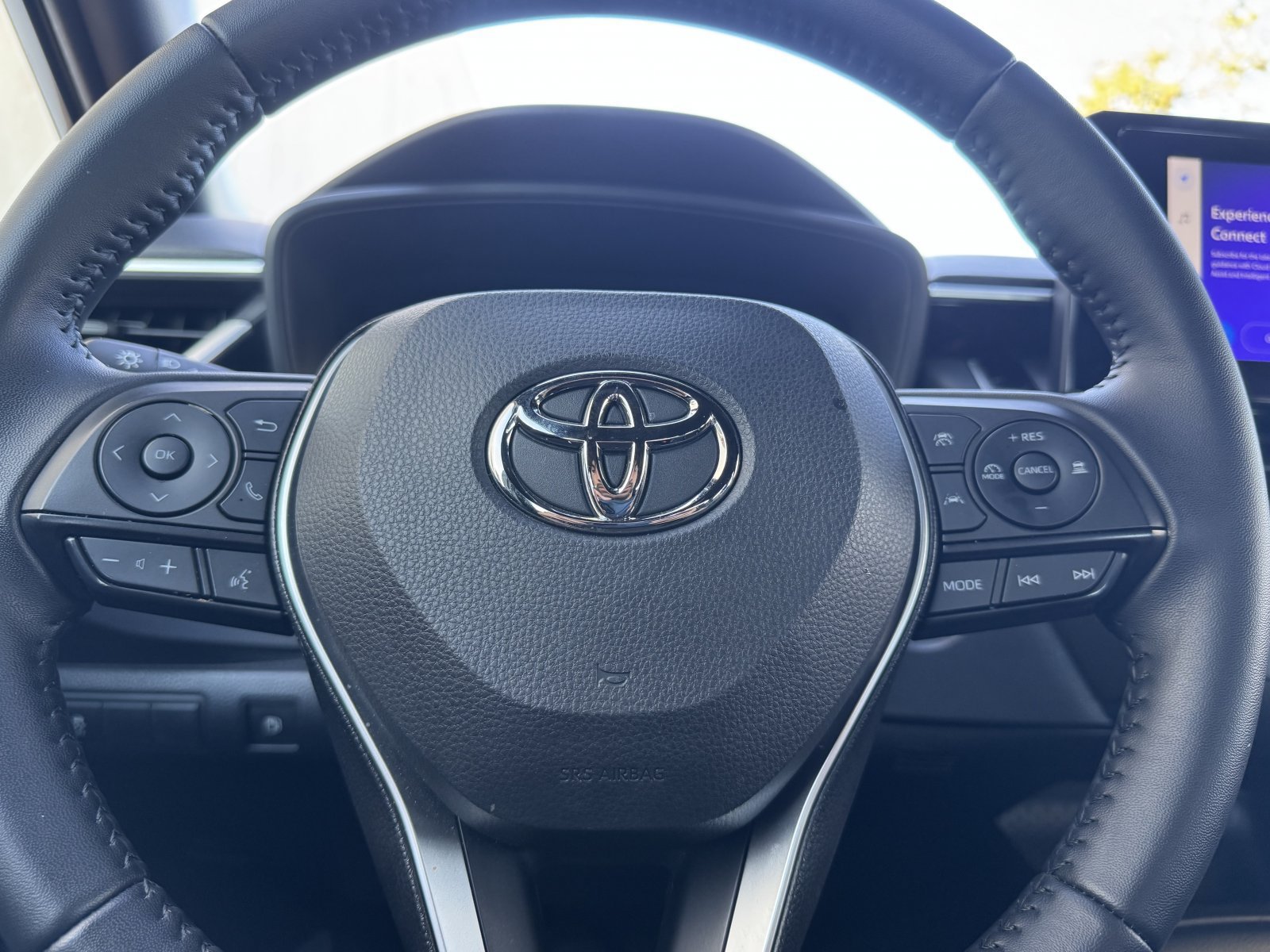 Used 2026 Toyota Corolla SE FWD image 23
