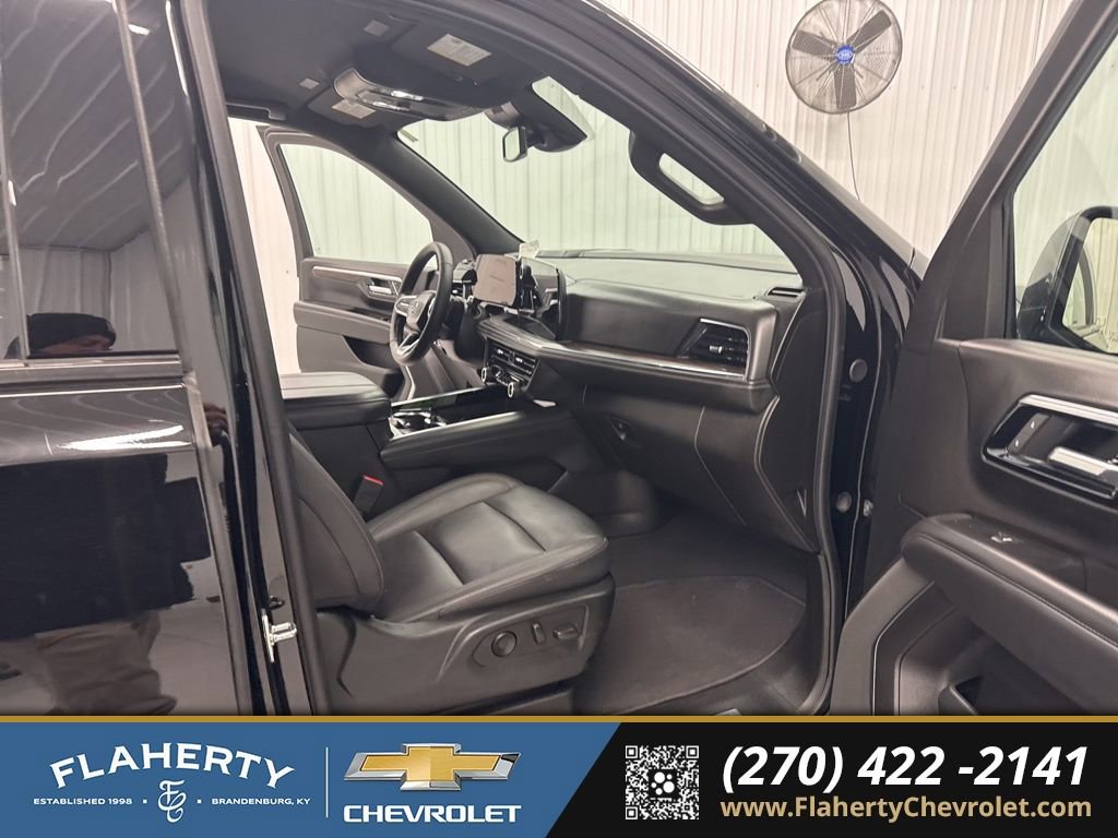 Used 2025 Chevrolet Tahoe Z71 image 13